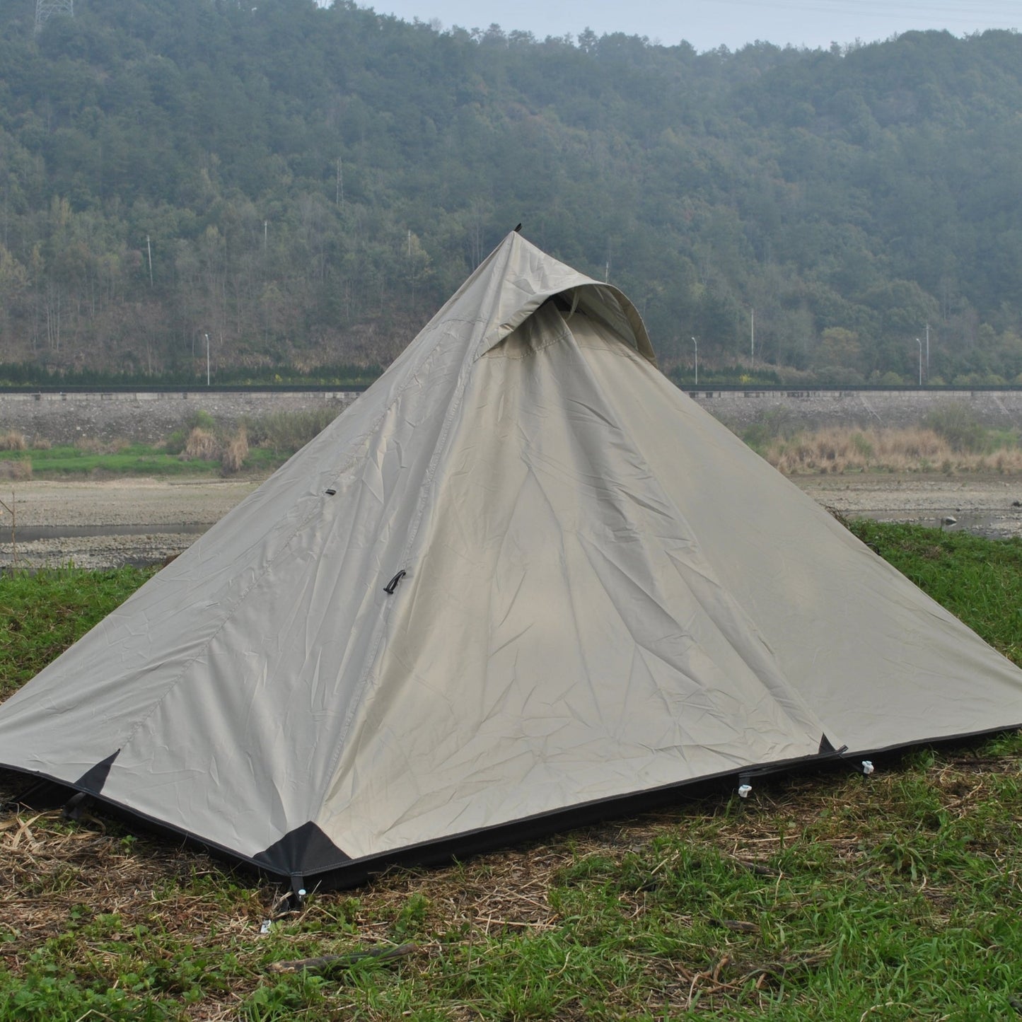 Tente pour Camping - LightPeak™ - Kaki - Explora Camping